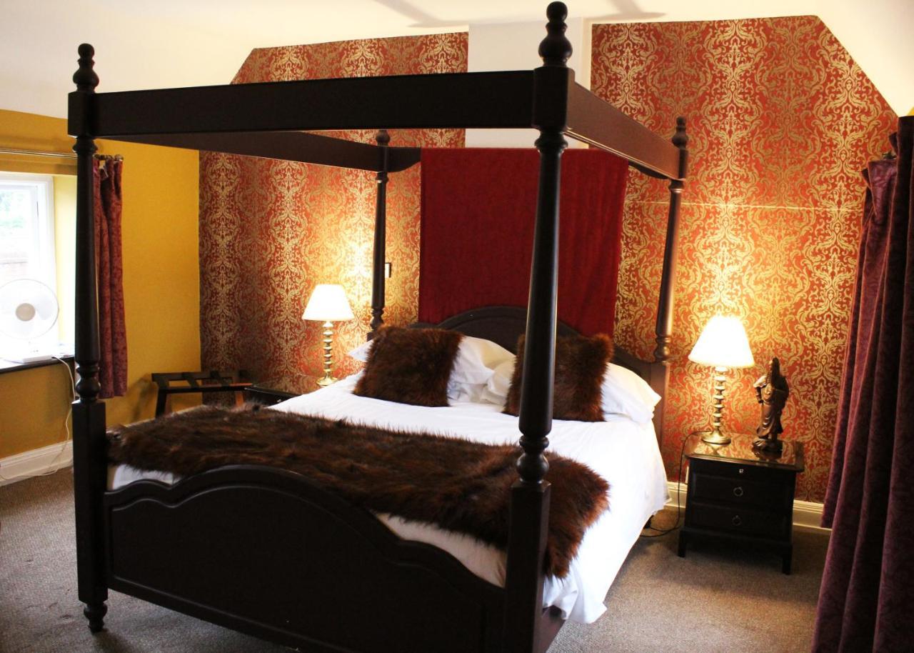 The Lion Hotel Buckden  Ngoại thất bức ảnh