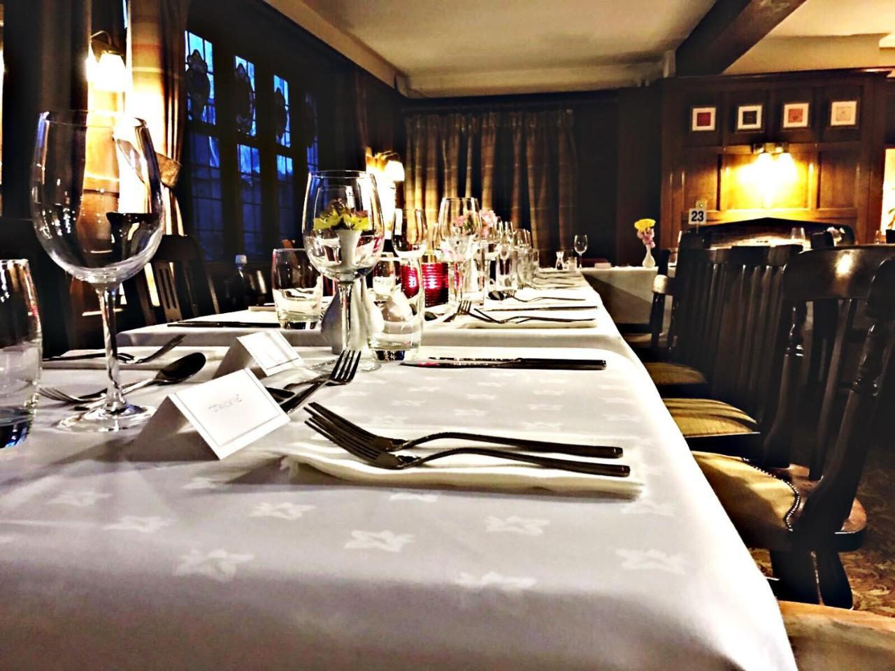 The Lion Hotel Buckden  Ngoại thất bức ảnh