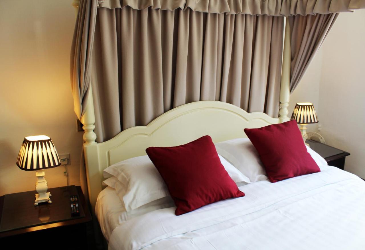 The Lion Hotel Buckden  Ngoại thất bức ảnh